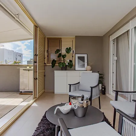 A Riduli Apartment Split